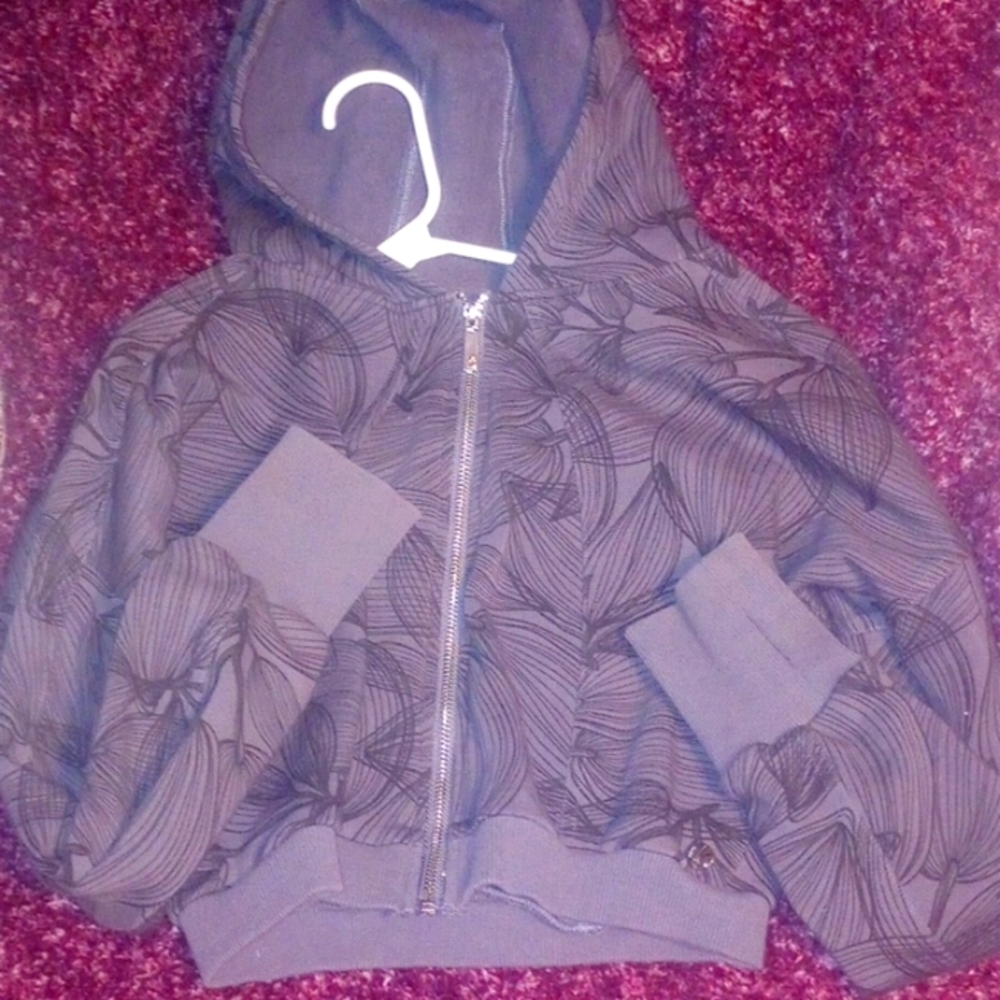 2 crop zip ups